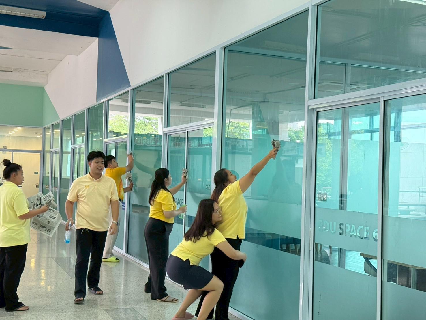 56. กิจกรรมจิตอาสาบำเพ็ญสาธารณะประโยชน์ Big Cleaning Day